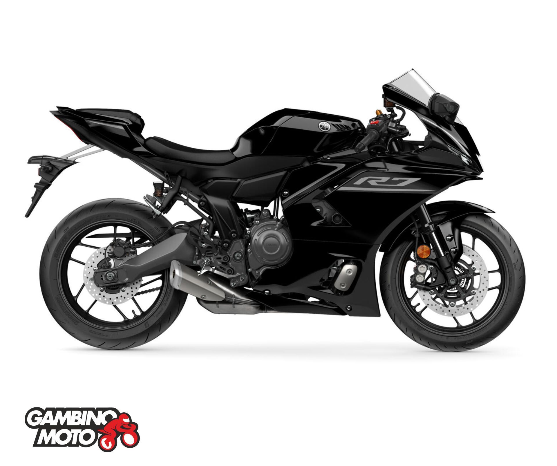 Yamaha R7