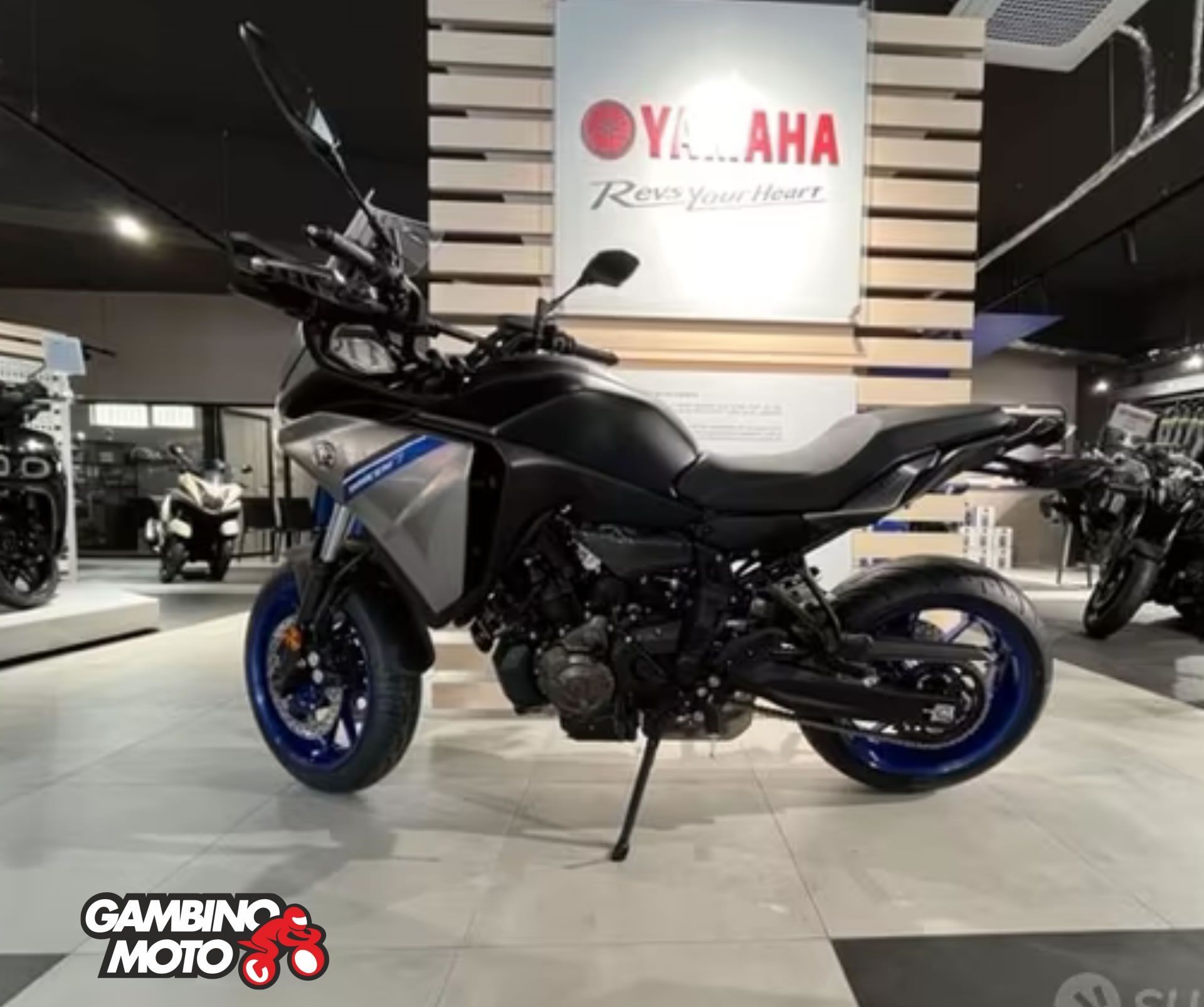 YamahaMT-09 Palermo